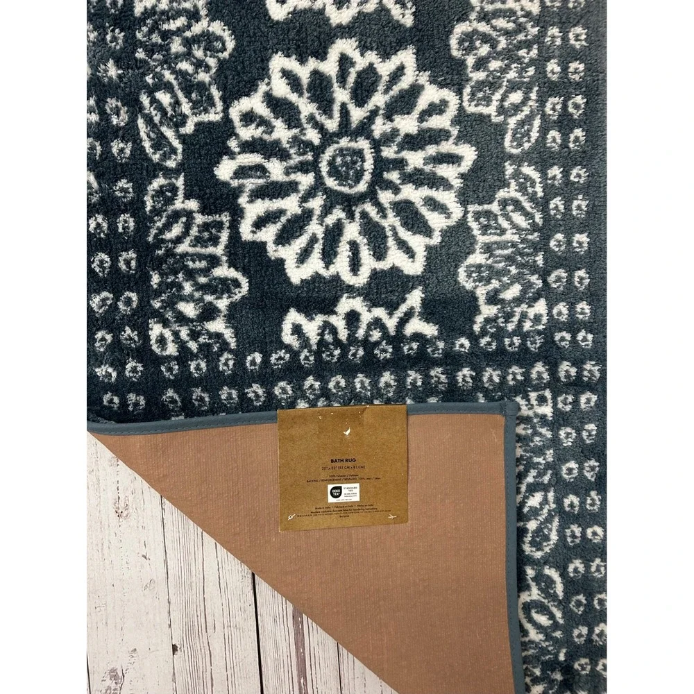 Wrangler Bath Rug Blue Cream Medallion Floral Skid Resistant 20 x‎ 32 New